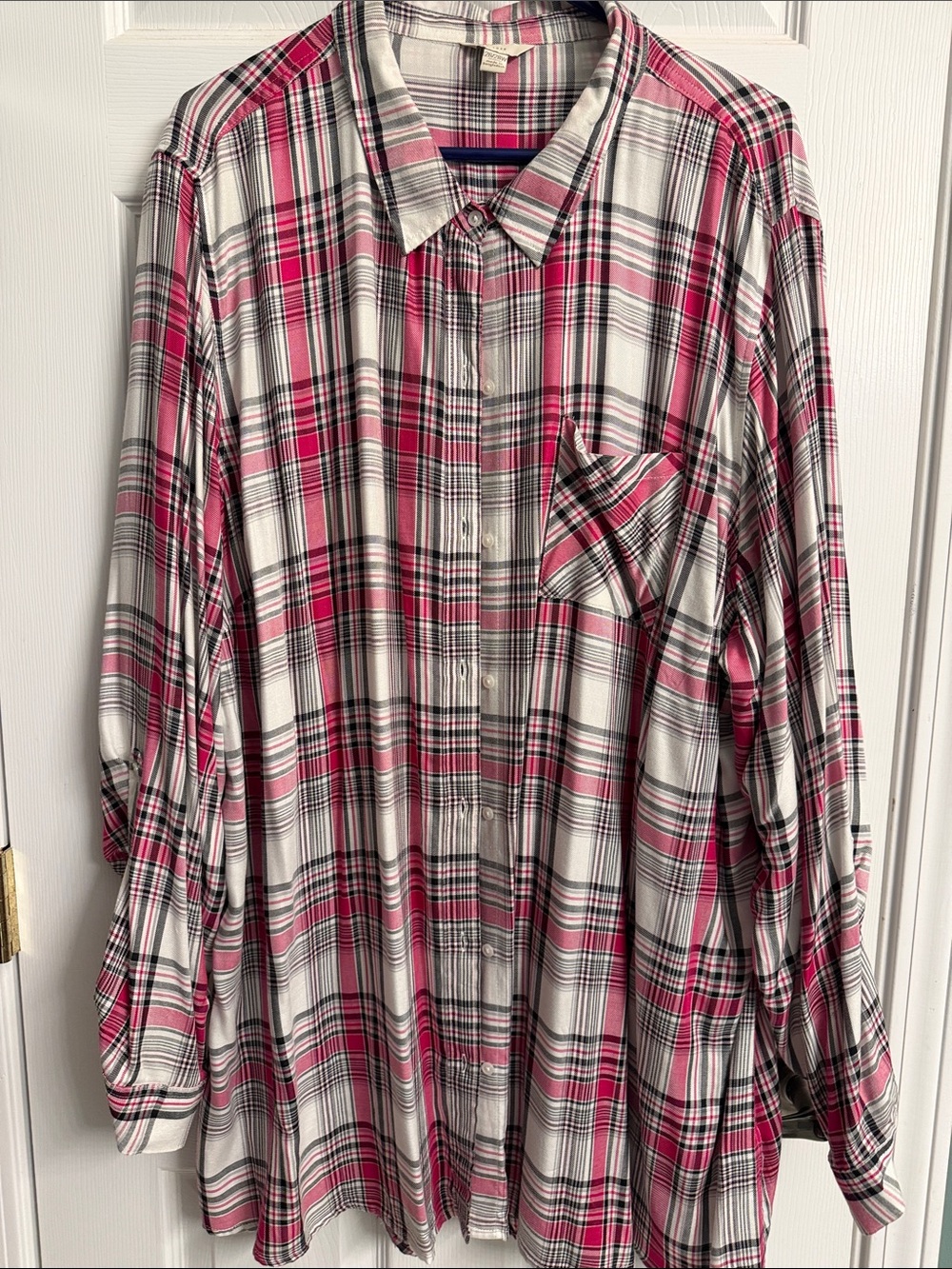 Women's Pink Plaid Button-Down Shirt - Casual Relaxed Fit